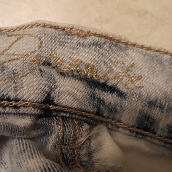 🔥HOT DEAL New🔥New Dynamite acid washed Jeans with leg buttons - Picture 8 of 8